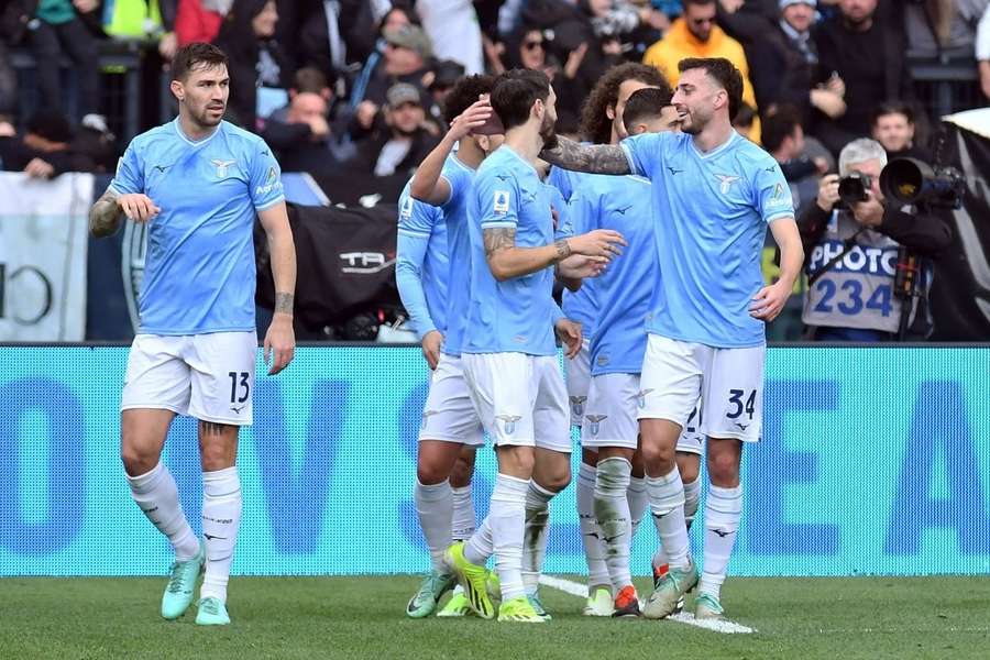 Lazio coach Baroni expresses gratitude to fans following win against Venezia