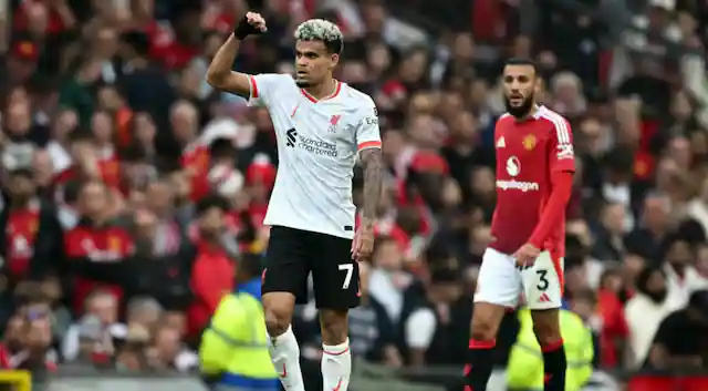 Premier League: Luis Diaz's brace propels Liverpool to a flawless start as Manchester United stumble