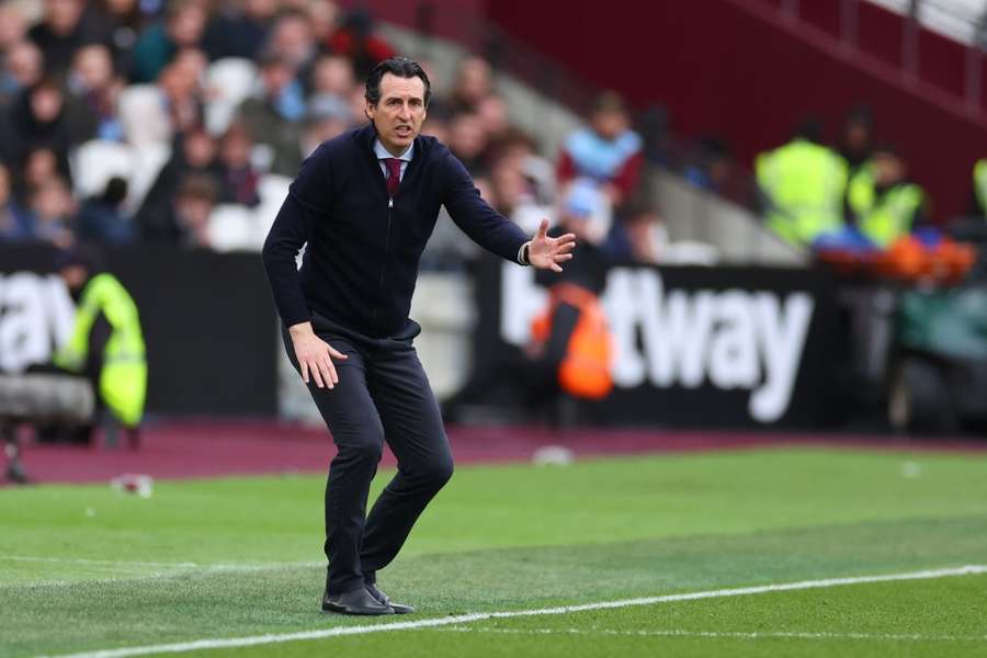 Emery praises Duran's form as Villa boss