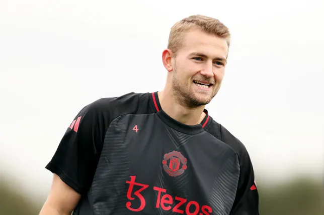 Matthijs de Ligt Hails Former Manchester United Star as the Best Defender He's Ever Played Alongside