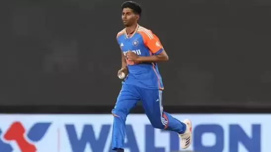 Mayank Yadav Joins Bhuvneshwar Kumar and Hardik Pandya in Elite Bowling Club with First-Ball Wicket against Bangladesh