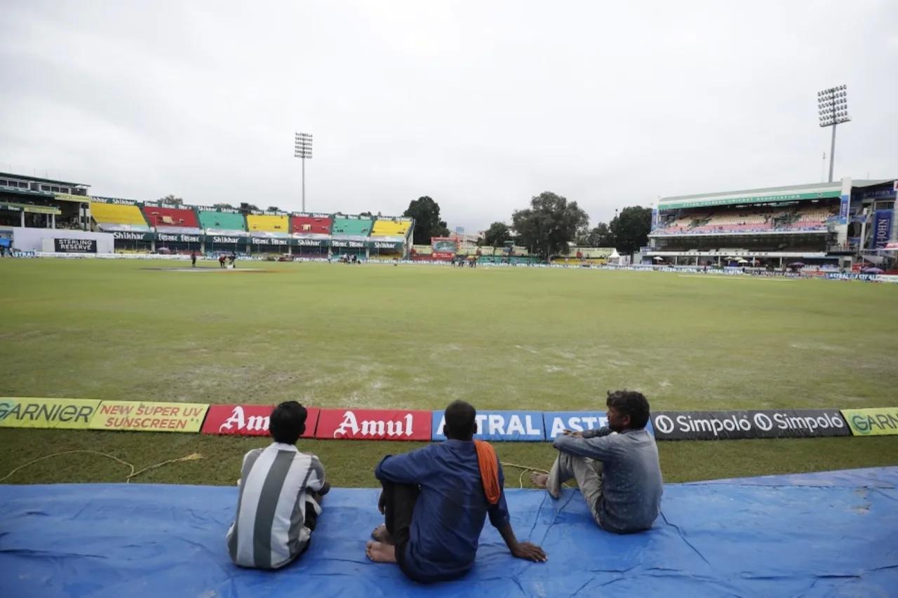 Kanpur outfield receives 'unsatisfactory' rating and demerit point