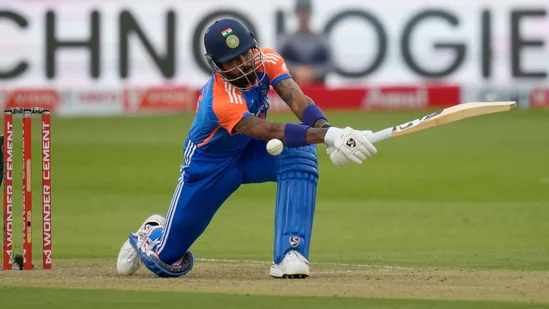 Hardik Pandya's uninspiring performance joins Ishan Kishan in disappointing list as fans criticize: 'Are they auditioning for BGT?'