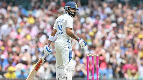 Virat Kohli's Reluctance to Learn Risks Suffering Rohit Sharma-like Fate, Putting Ravi Shastri's Belief in Jeopardy